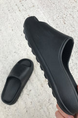 Black Rubber Ribbed Sole Sliders