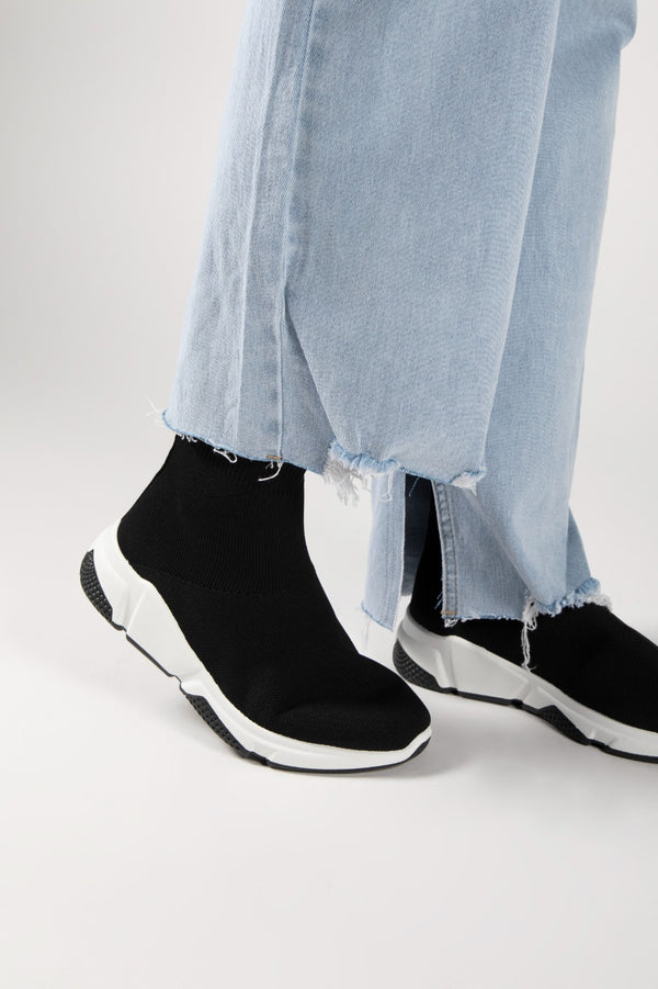 White/Black Runner Sock Trainer
