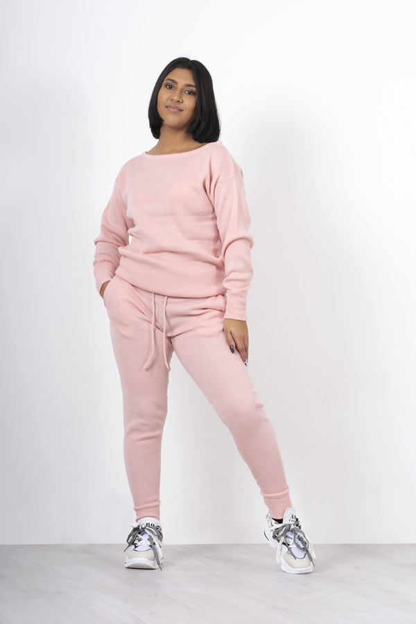 Pink loungewear knitted joggers and jumper set