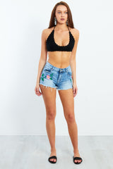 Frayed Hem Floral Embroidery Denim Shorts 