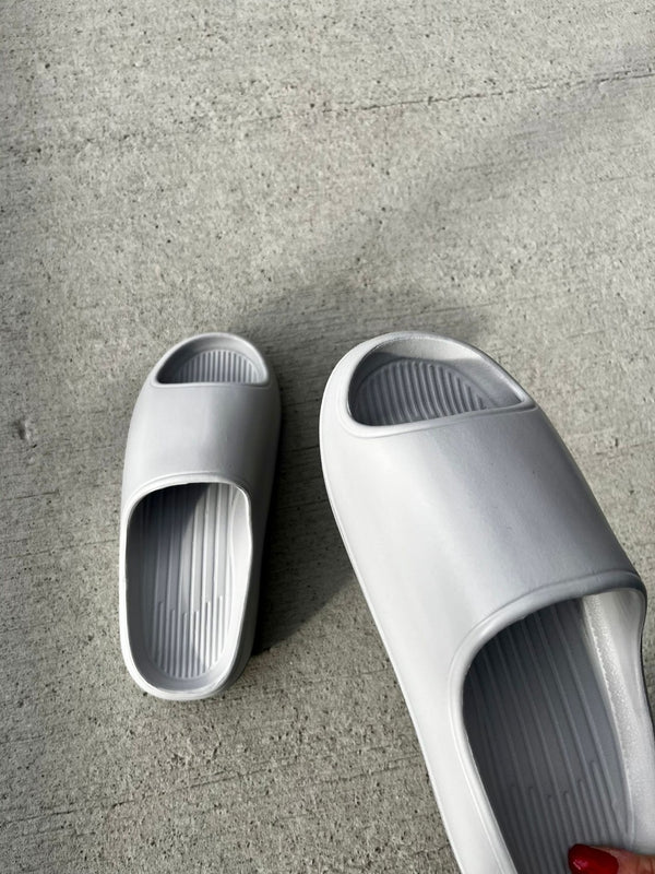 Grey Rubber Ribbed Sole Sliders