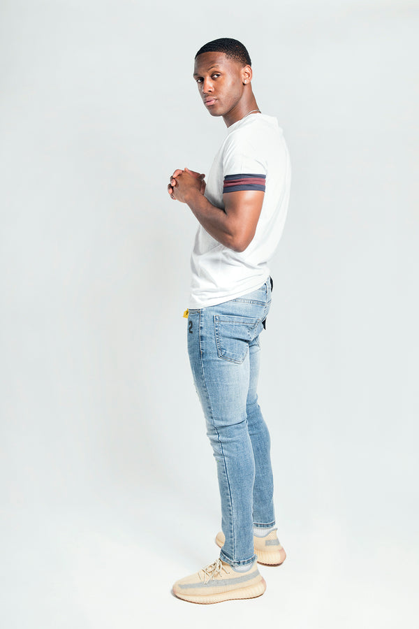 Mens White T-Shirt With Logo And Sleeve Detailing