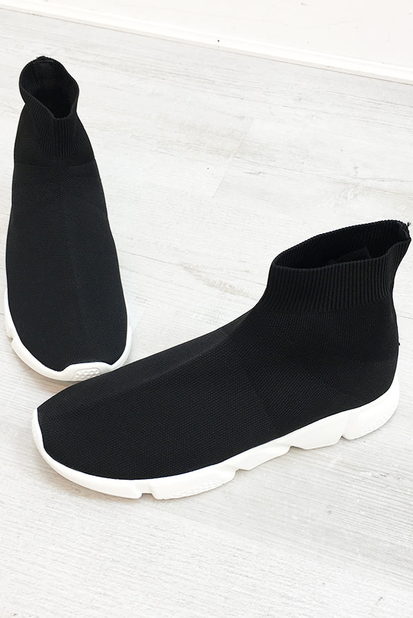 Mens Black Runner Sock Trainers