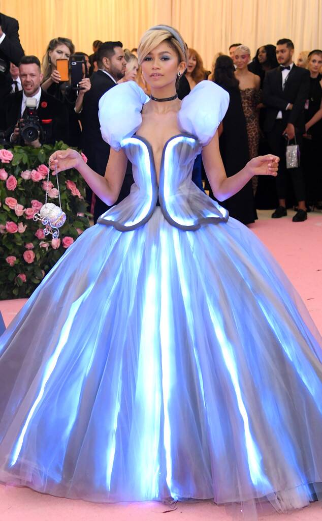 rs_634x1024-190506181232-634-2019-met-gala-red-carpet-fashions-zendaya.jpg rs_634x1024-190506181232-634-2019-met-gala-red-carpet-fashions-zendaya.jpg